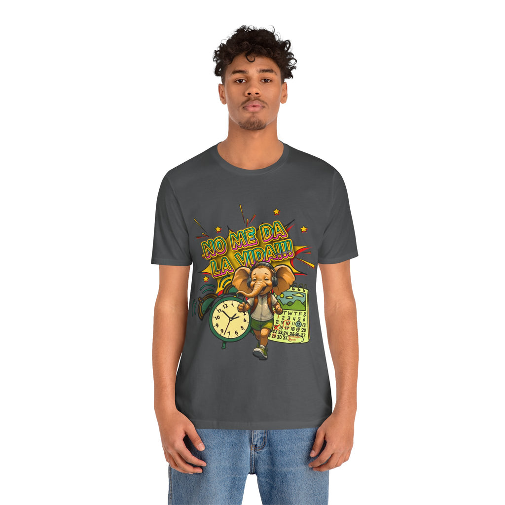 No Me Da La Vida Elephant Graphic Tee — Funny Spanish Alarm Clock T-Shirt