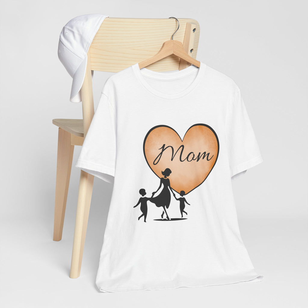 Mom Heart Graphic Tee — Mother & Children Silhouette Mother's Day T‑Shirt