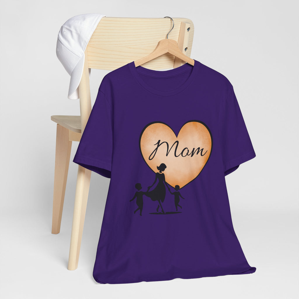 Mom Heart Graphic Tee — Mother & Children Silhouette Mother's Day T‑Shirt