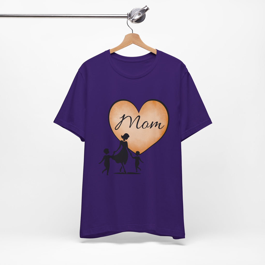Mom Heart Graphic Tee — Mother & Children Silhouette Mother's Day T‑Shirt