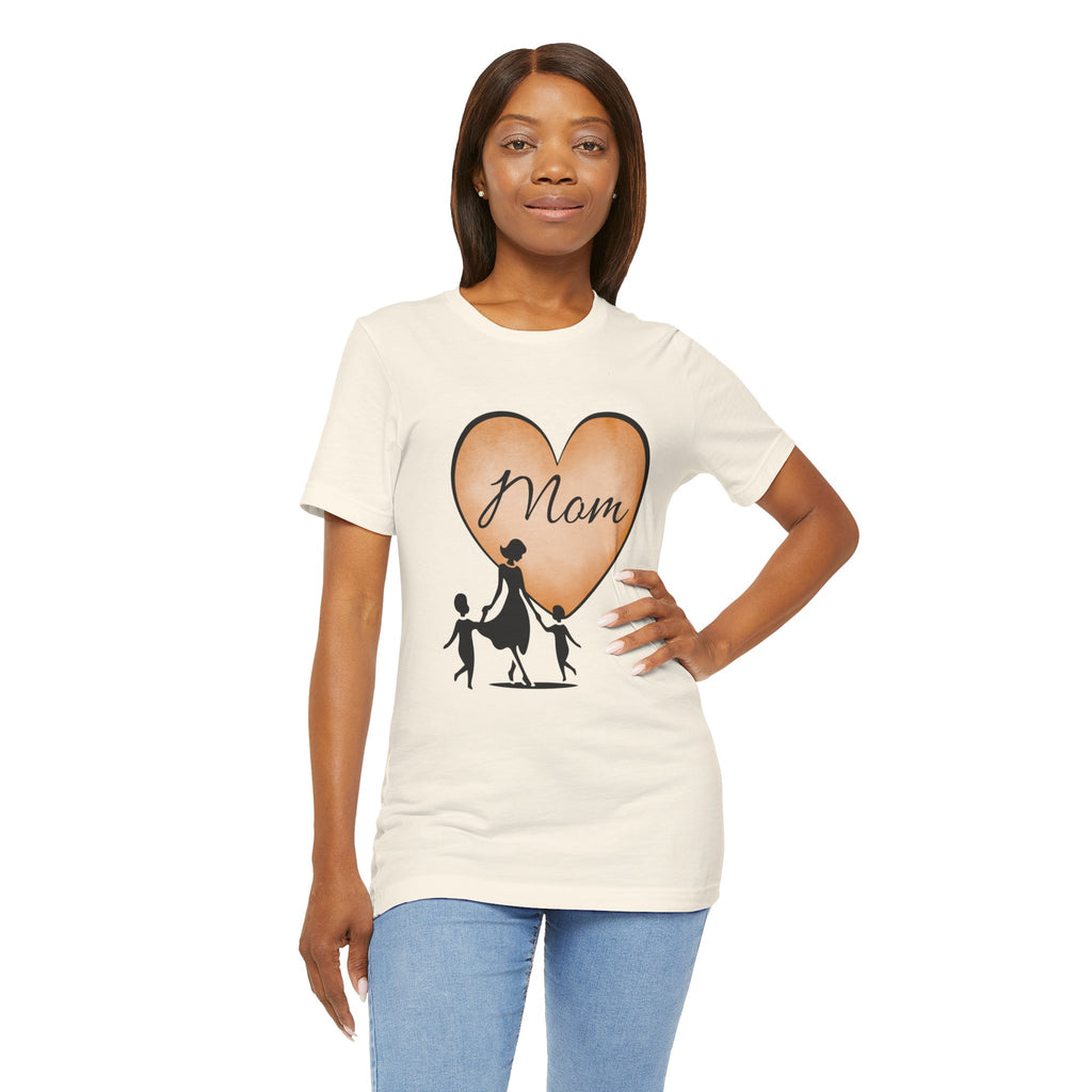 Mom Heart Graphic Tee — Mother & Children Silhouette Mother's Day T‑Shirt