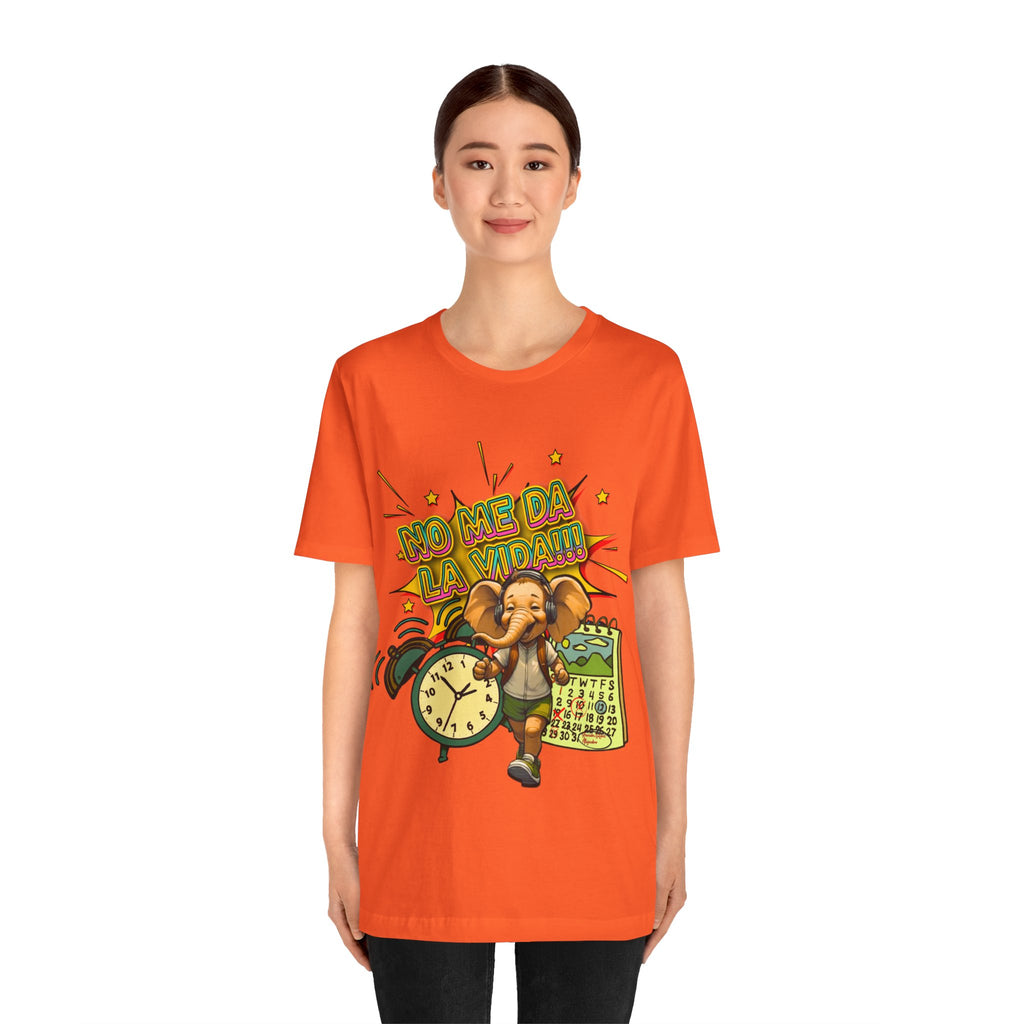No Me Da La Vida Elephant Graphic Tee — Funny Spanish Alarm Clock T-Shirt